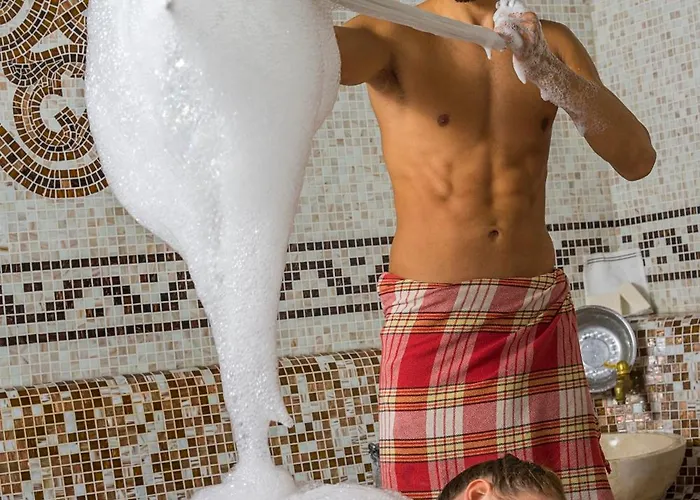 Royal Park Apartments