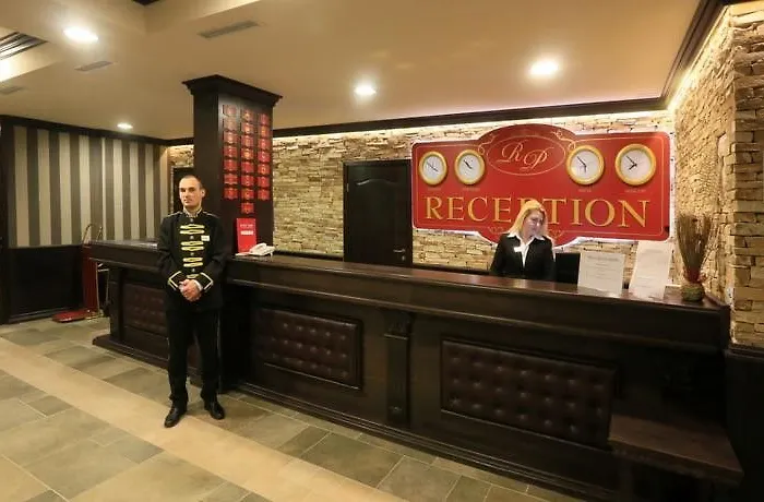 Royal Park Apartments Daire